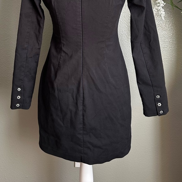 Zara TRF Collection Black Ruffle Front Long Sleeve V-neck Dress Size Medium - Picture 15 of 17